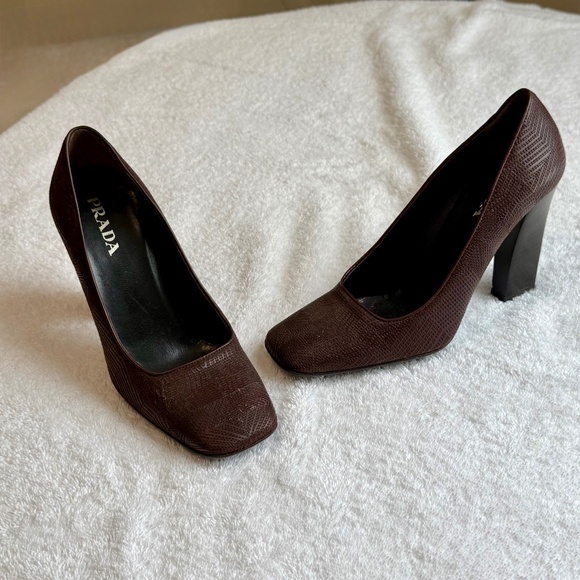 Prada Brown Textured Block Heel Pumps Size 36 - Picture 1 of 2